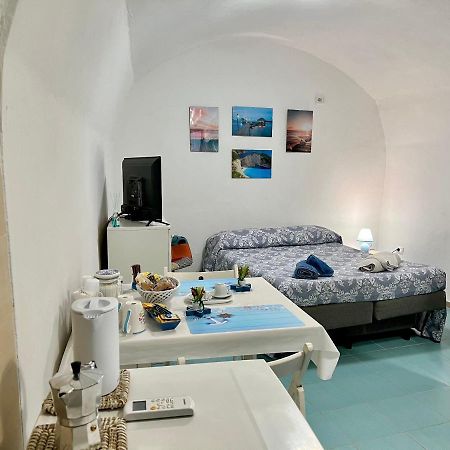 Monolocale Nel Borgo Antico, A Due Passi Dal Mare E Dal Porto Apartment Termoli Luaran gambar