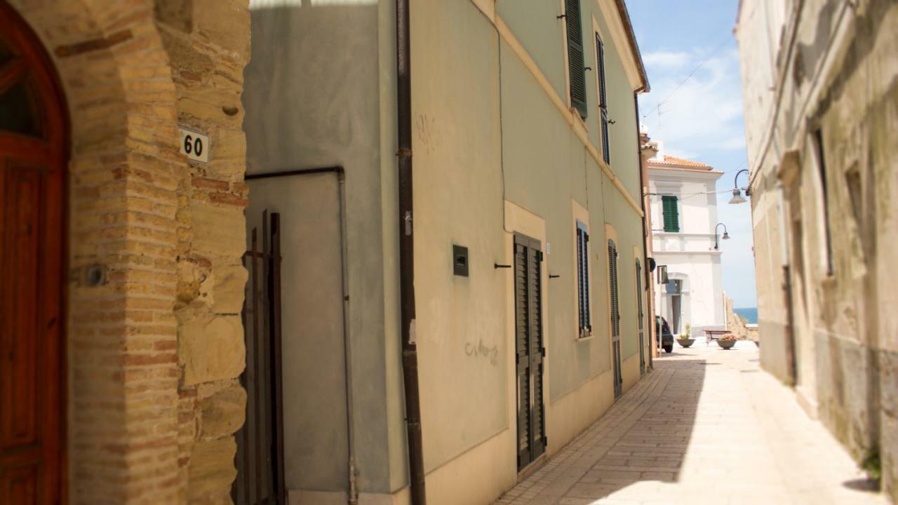 Monolocale Nel Borgo Antico, A Due Passi Dal Mare E Dal Porto Apartment Termoli Luaran gambar